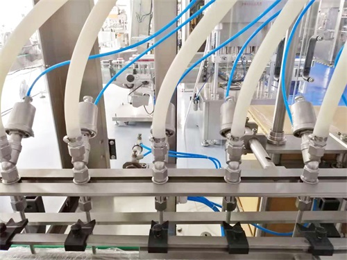 食用油灌裝機保養(yǎng)的小絕招，請謹記