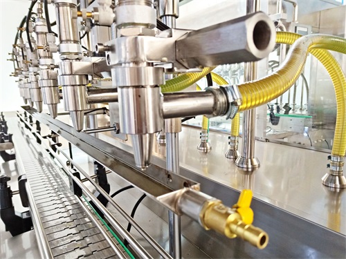 這款半自動食用油灌裝機(jī)，懂你的小期待